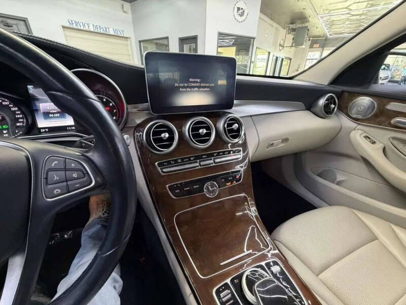 2017 Mercedes-Benz C-Class