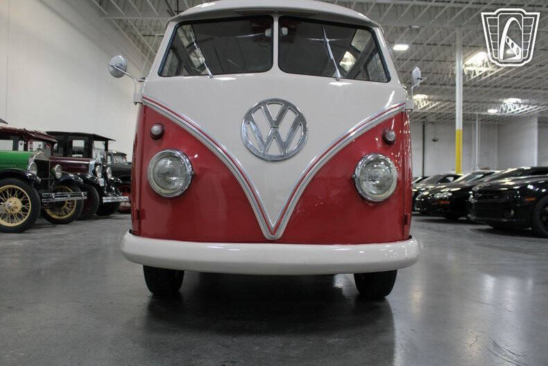 1961 Volkswagen Bus