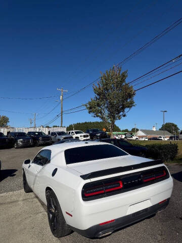 2019 Dodge Challenger SXT
