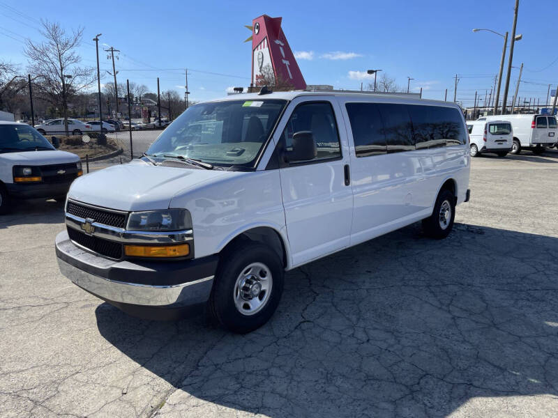 Used 2020 Chevrolet Express Passenger LT with VIN 1GAZGPFG3L1191291 for sale in Marietta, GA