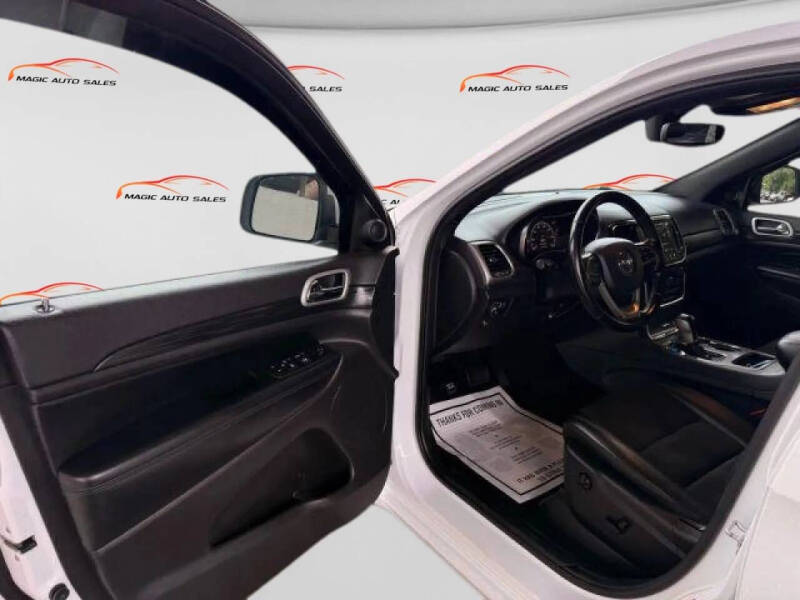 2020 Jeep Grand Cherokee Altitude