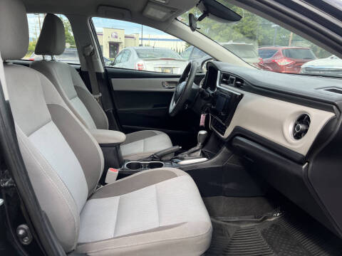 2018 Toyota Corolla LE