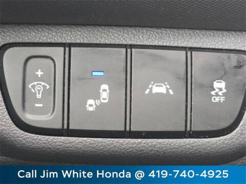 2022 Hyundai Ioniq Hybrid SE