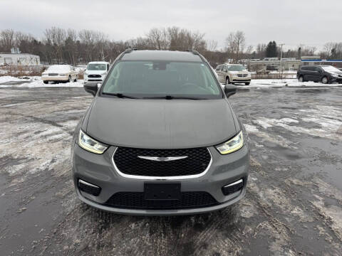 2022 Chrysler Pacifica Touring L