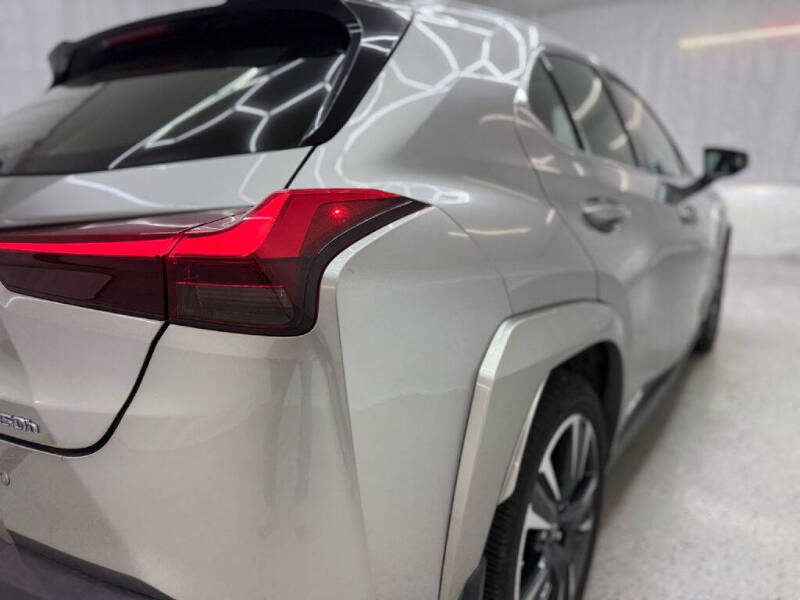 2022 Lexus UX 250h