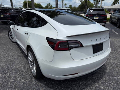 2021 Tesla Model 3 Standard Range Plus