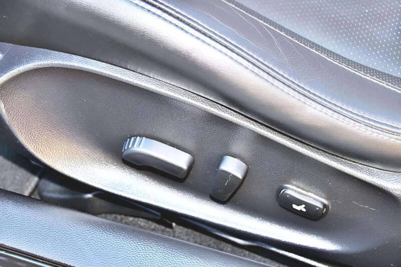 2015 Infiniti Q60 Coupe Journey