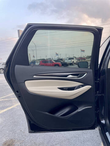 2020 Buick Enclave Essence