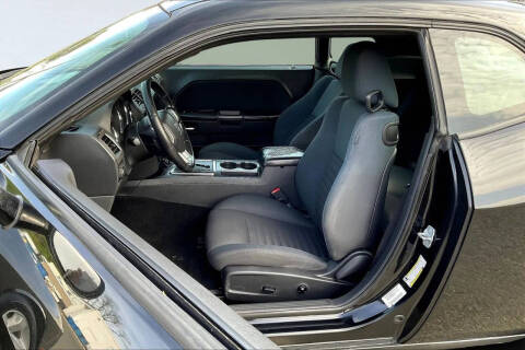 2012 Dodge Challenger SXT