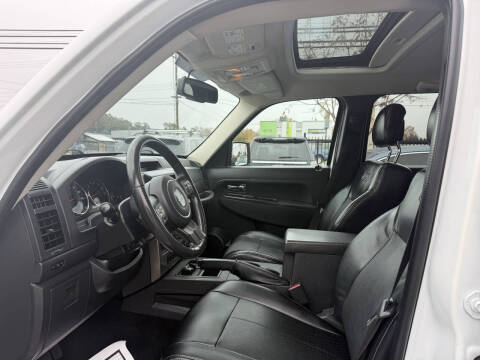 2012 Jeep Liberty Latitude