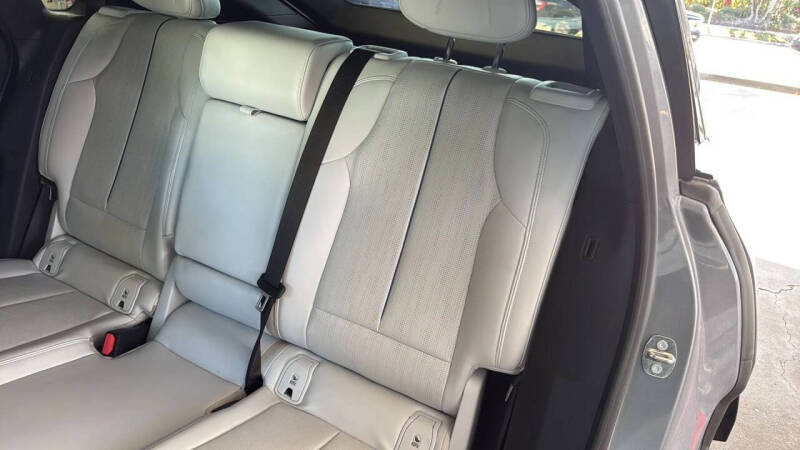 2023 Cadillac LYRIQ Luxury