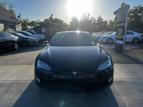 2013 Tesla Model S