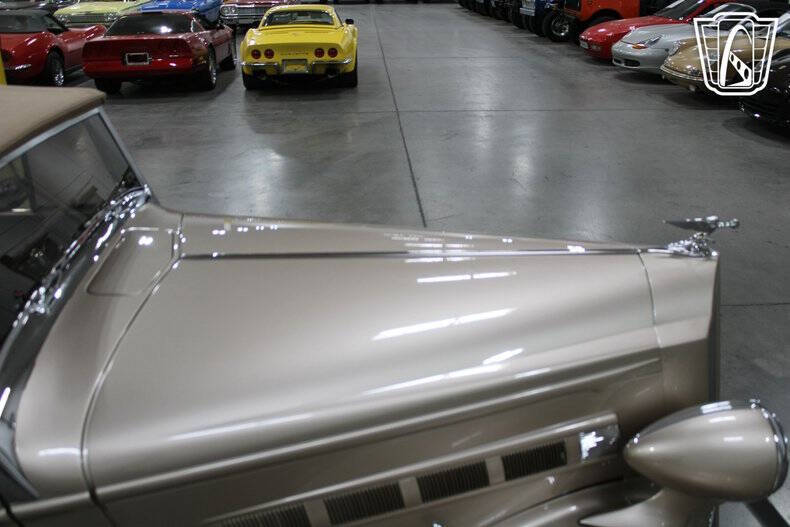 1937 Packard 115C