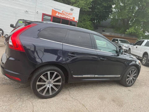 2016 Volvo XC60 T6 Drive-E