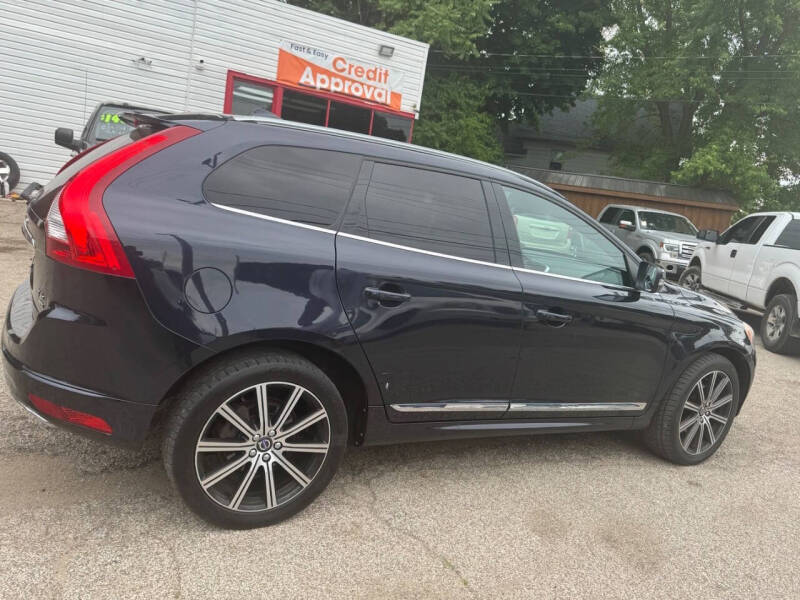 2016 Volvo XC60 T6 Drive-E