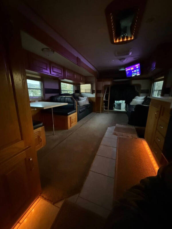 2006 Freightliner Haulmark