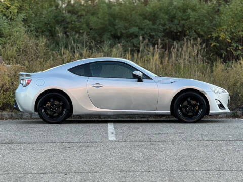2013 Scion FR-S