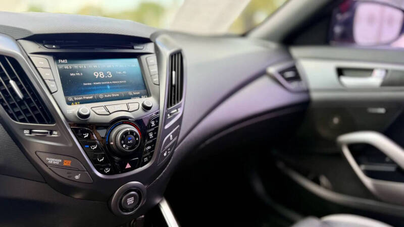 2016 Hyundai Veloster