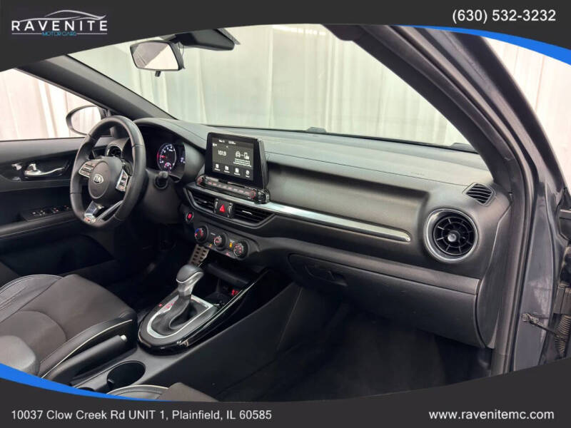 2021 Kia Forte GT Line