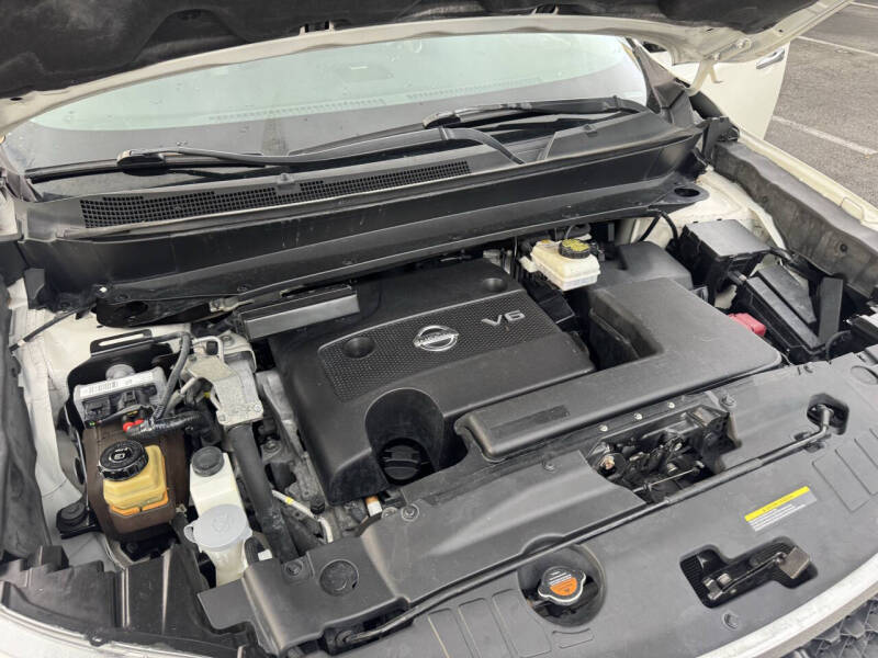 2015 Nissan Pathfinder SL