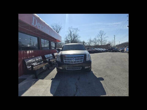2013 Cadillac Escalade Platinum Edition