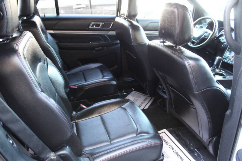 2019 Ford Explorer Sport