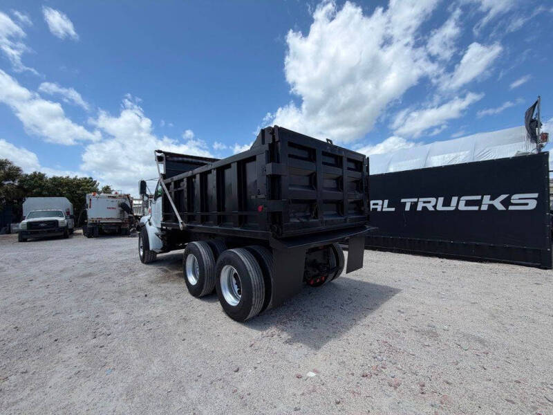 2002 Sterling LT7500 Series
