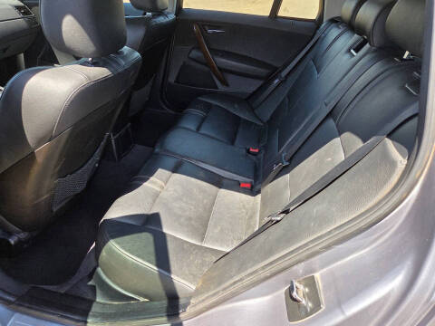 2005 BMW X3 3.0i