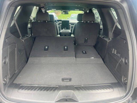 2025 GMC Yukon Elevation