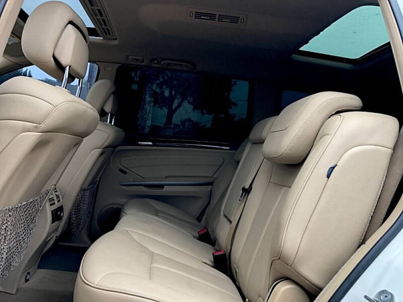 2012 Mercedes-Benz GL-Class GL 350 BlueTEC