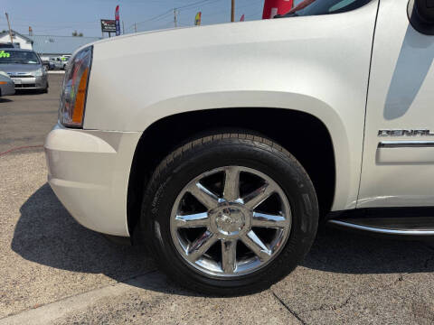 2010 GMC Yukon Denali