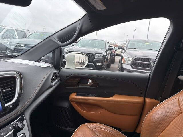 2021 Chrysler Pacifica Hybrid Pinnacle