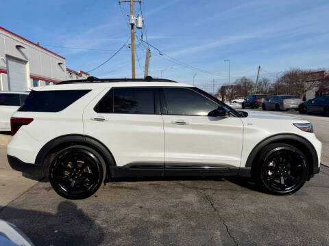 2023 Ford Explorer ST-Line