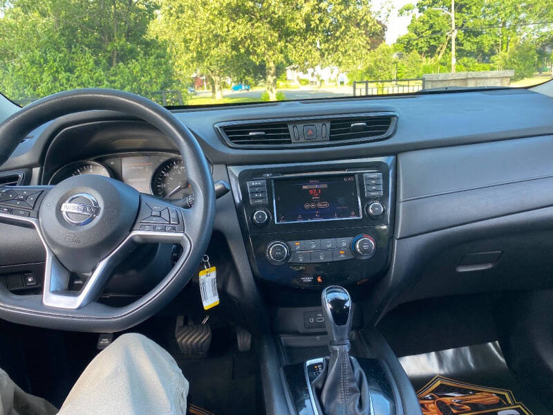 2018 Nissan Rogue S