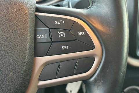 2017 Jeep Cherokee Sport Altitude