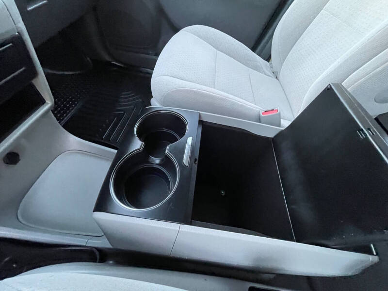 2015 Toyota Sienna LE 7-Passenger