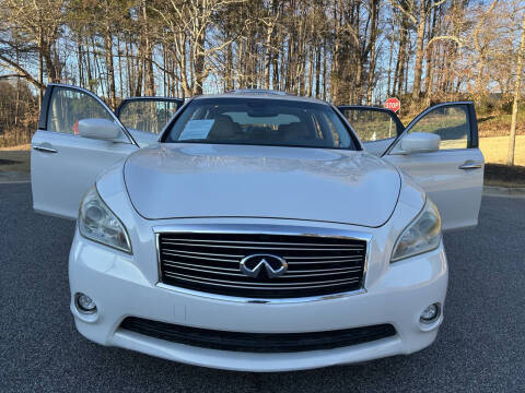2012 Infiniti M37