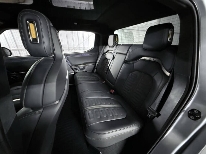 2022 Rivian R1T Adventure