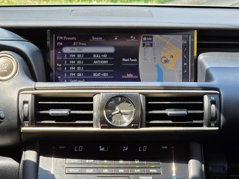2018 Lexus IS 300