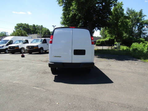 2021 Chevrolet Express 2500