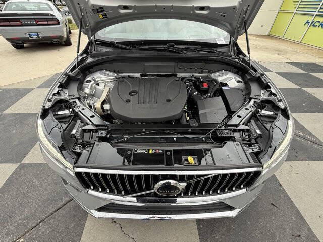 2022 Volvo XC60 B5 Inscription