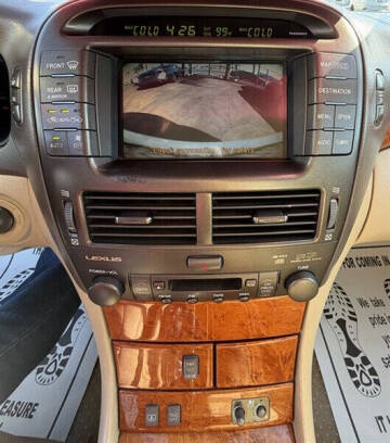 2004 Lexus LS 430