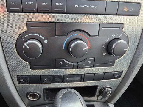 2005 Jeep Grand Cherokee Laredo