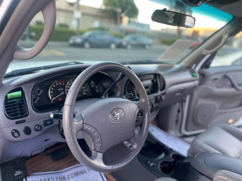 2006 Toyota Sequoia SR5