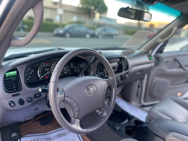 2006 Toyota Sequoia SR5