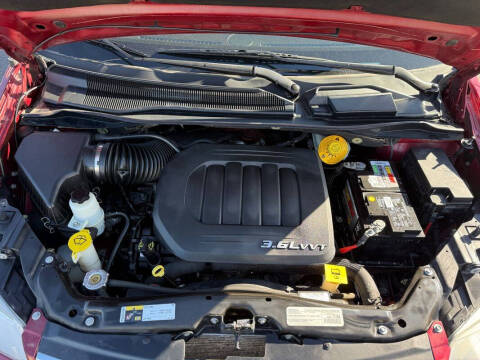 2015 Chrysler Town and Country Touring-L