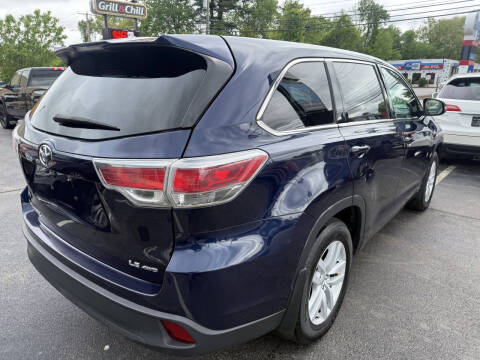2015 Toyota Highlander LE