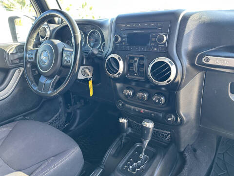2013 Jeep Wrangler Unlimited Sahara