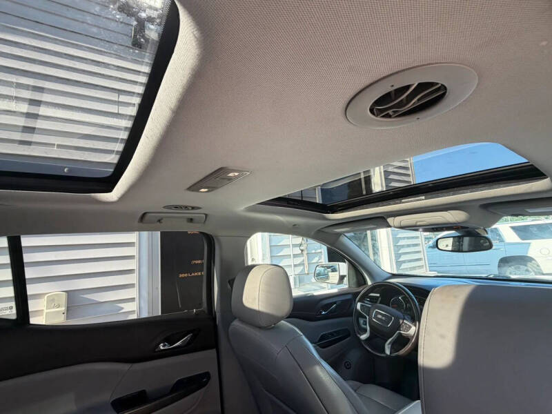 2019 GMC Acadia SLT-1
