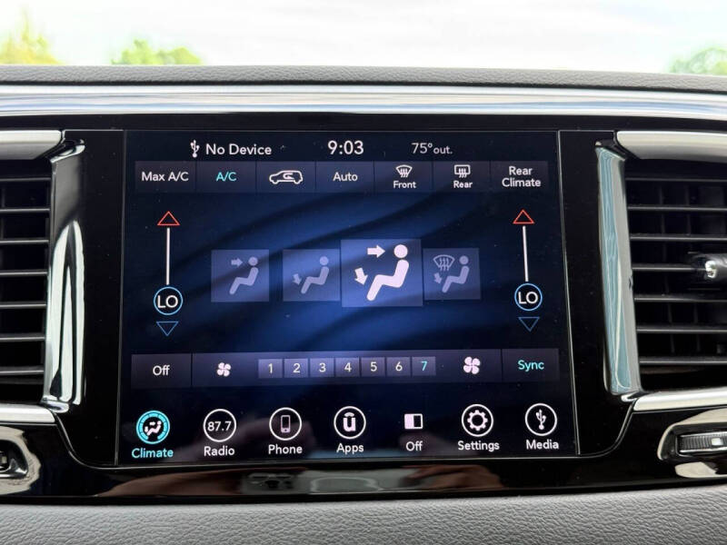 2018 Chrysler Pacifica Hybrid Touring Plus